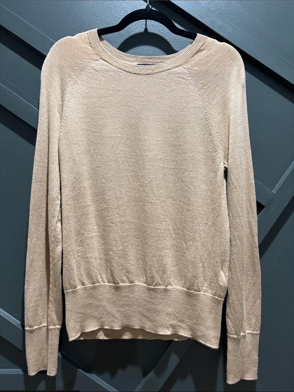 Banana Republic 100% Merino Wool Sweater Beige Crewneck